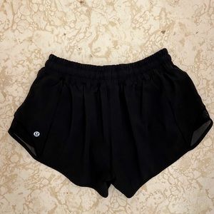 Lululemon hottie hot shorts